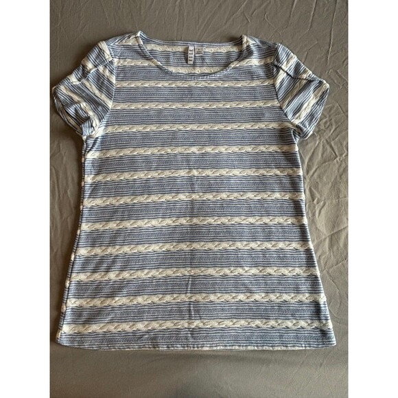 Elle white & blue striped Top size small - Picture 1 of 3